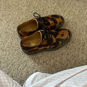 Doc Martens leopard